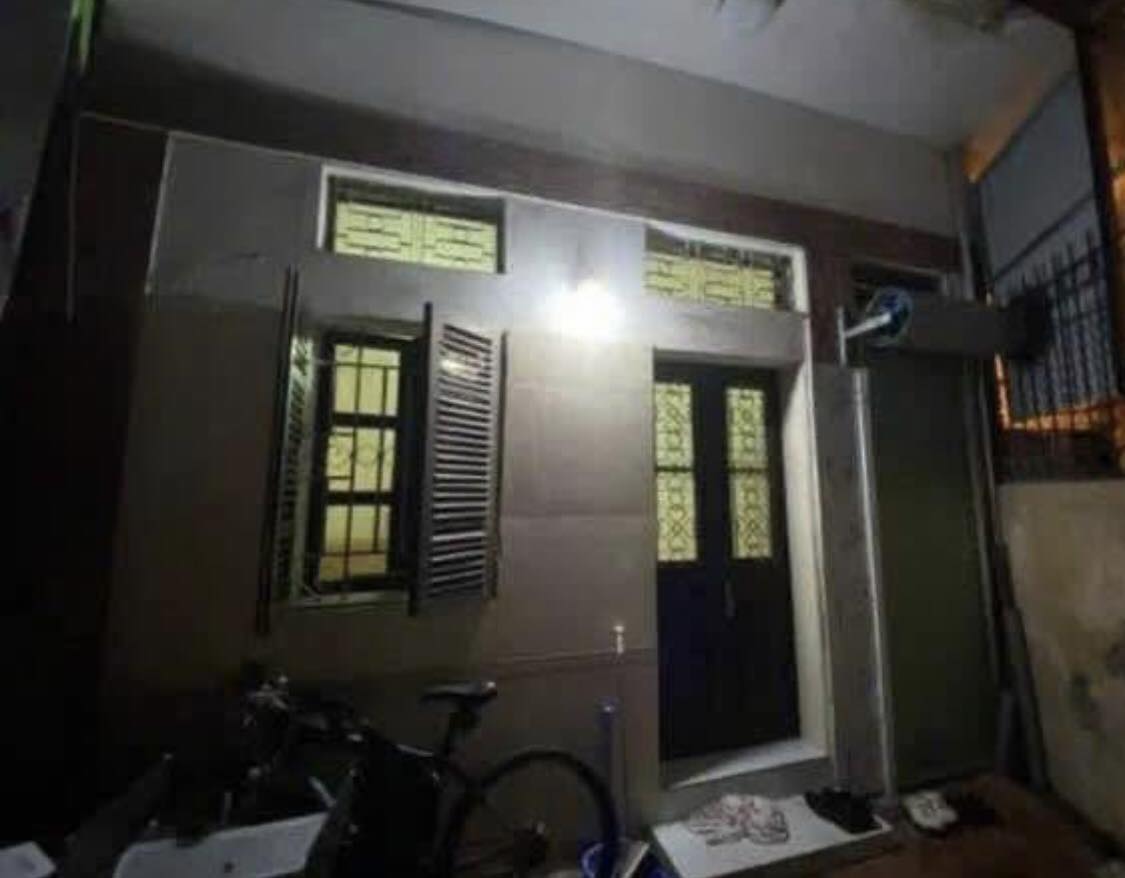 Cho thuê nhà ngõ Lò Đúc 3 tầng x 45m2, 2 ngủ, 10 Triệu ở nhóm 10 người - Ảnh 4